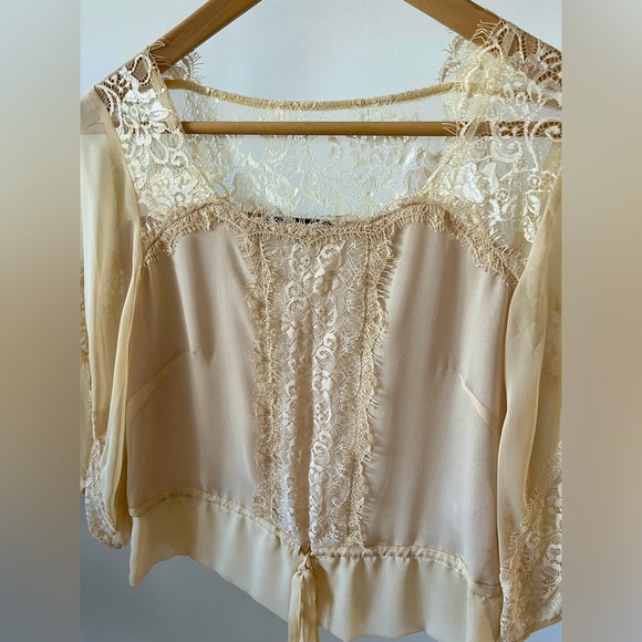 Nanette Lepore silk and lace blouse, size 2 - Picture 9 of 15